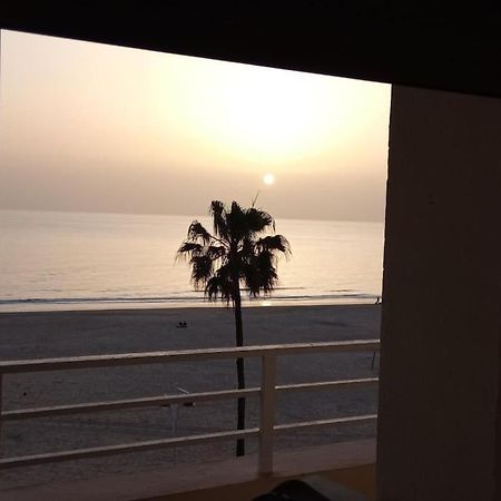 Cadiz Paseo Maritimo Playa Victoria Frontal Mar Apartment Luaran gambar