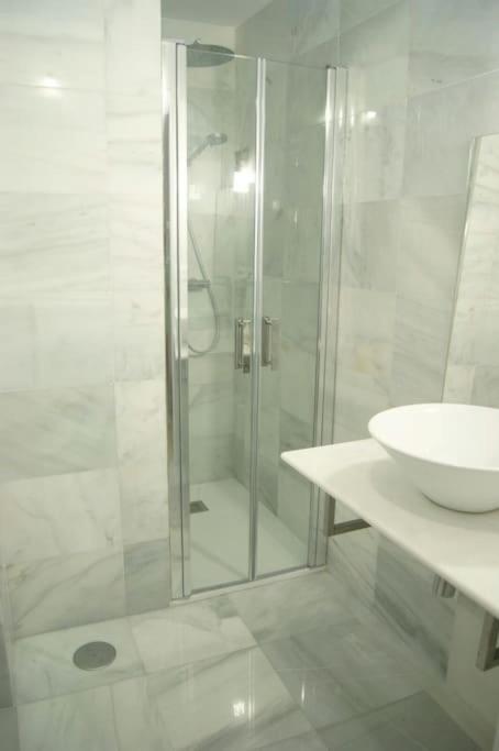 Cadiz Paseo Maritimo Playa Victoria Frontal Mar Apartment Luaran gambar