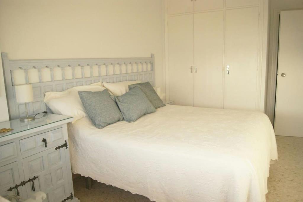 Cadiz Paseo Maritimo Playa Victoria Frontal Mar Apartment Luaran gambar
