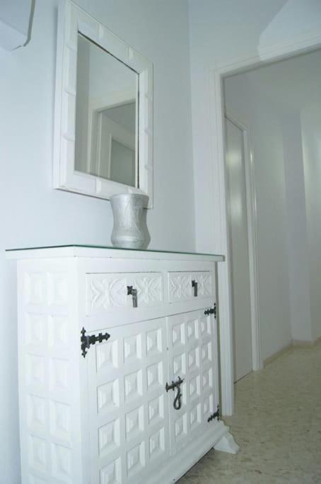 Cadiz Paseo Maritimo Playa Victoria Frontal Mar Apartment Luaran gambar